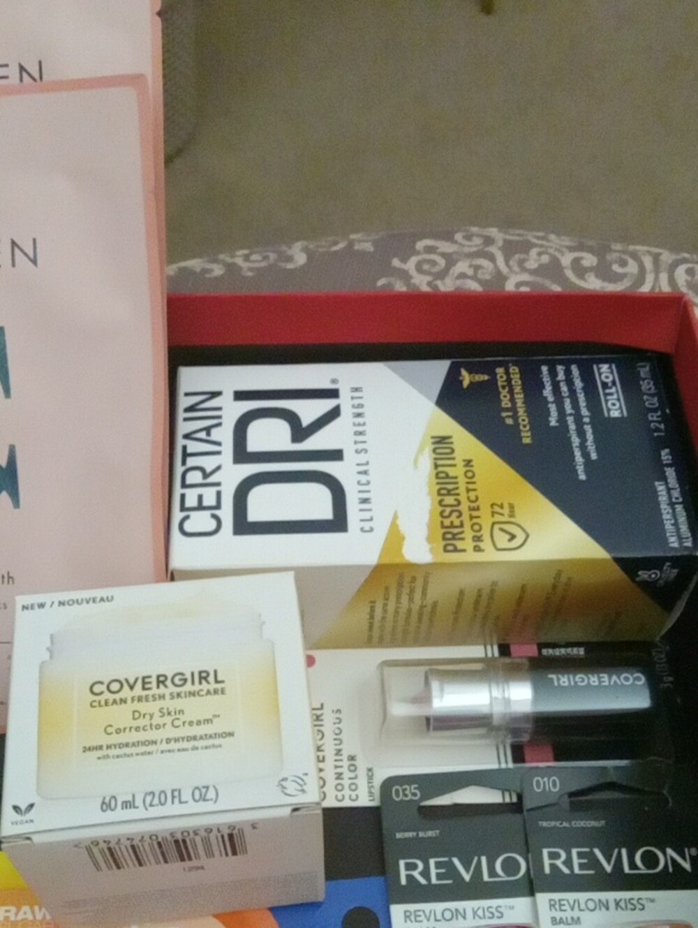 NEW!! Beauty Bundle - Picture 3 of 5
